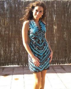 Indhira pone de moda los vestidos de Chatik & Kertan7