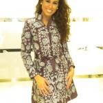 Indhira pone de moda los vestidos de Chatik & Kertan8