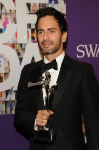 marc jacobs talles grandes